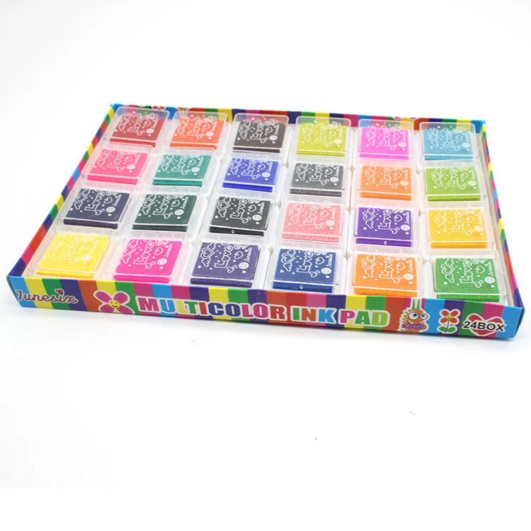 24-Color Heart-Shaped Ink Pad Set - Craft Stamp Pad Collection