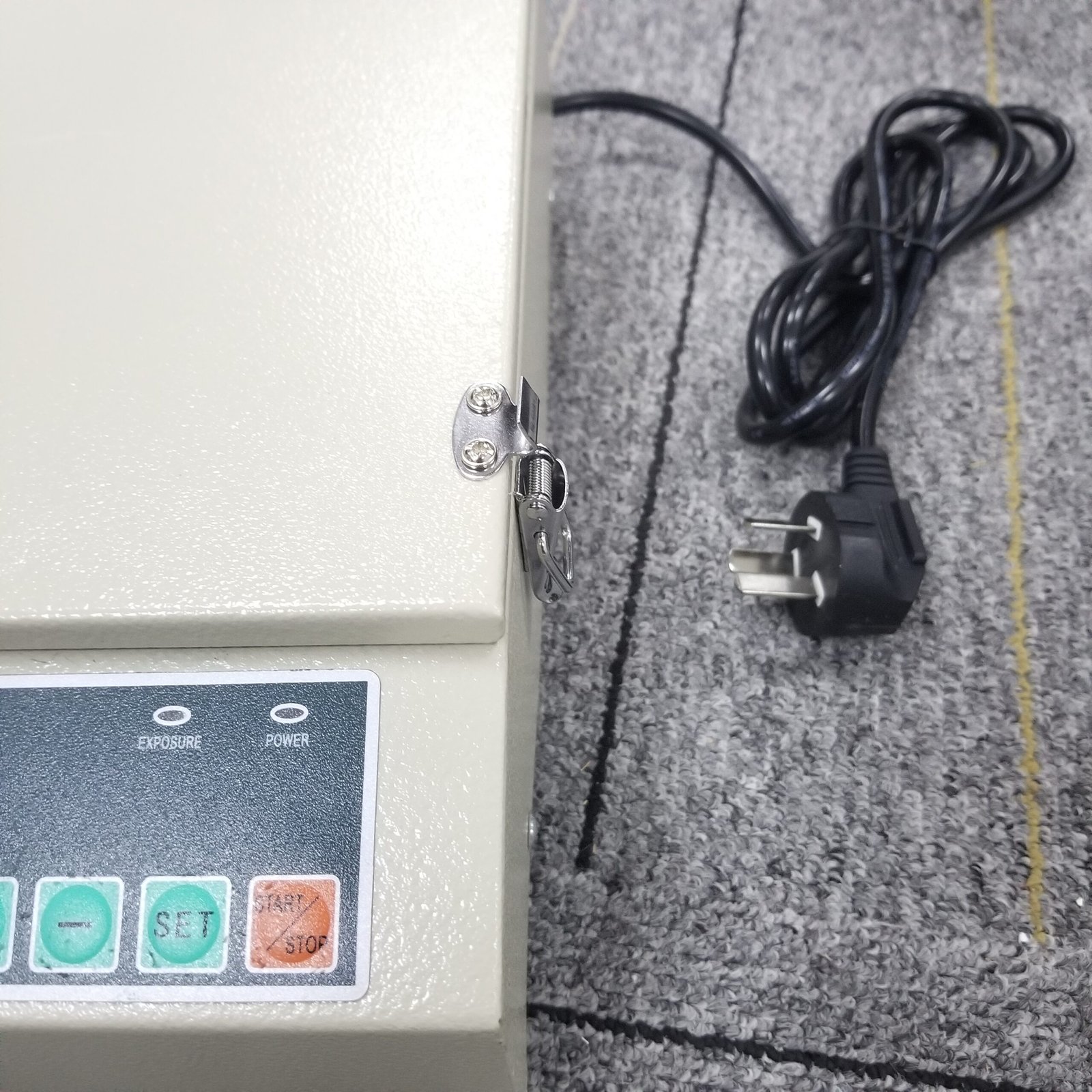 Mobarnstamp 2126 Resin Drawer Polymer Imprint Machine - Custom Liquid Polymer Stamp Manufacturing System - Image 4